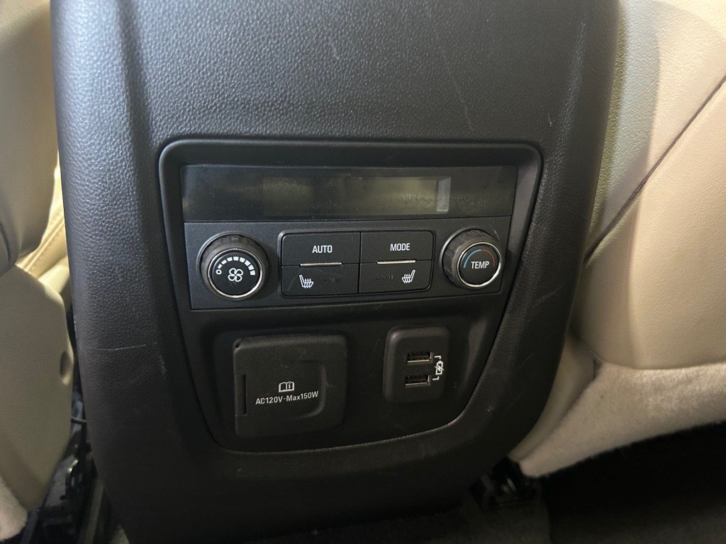 2023 Buick ENCLAVE in Montreal, Quebec - 15 - w1024h768px