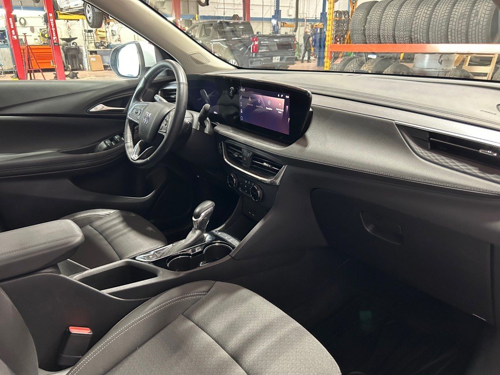 2024 Buick ENCORE GX in Montreal, Quebec - 14 - w1024h768px