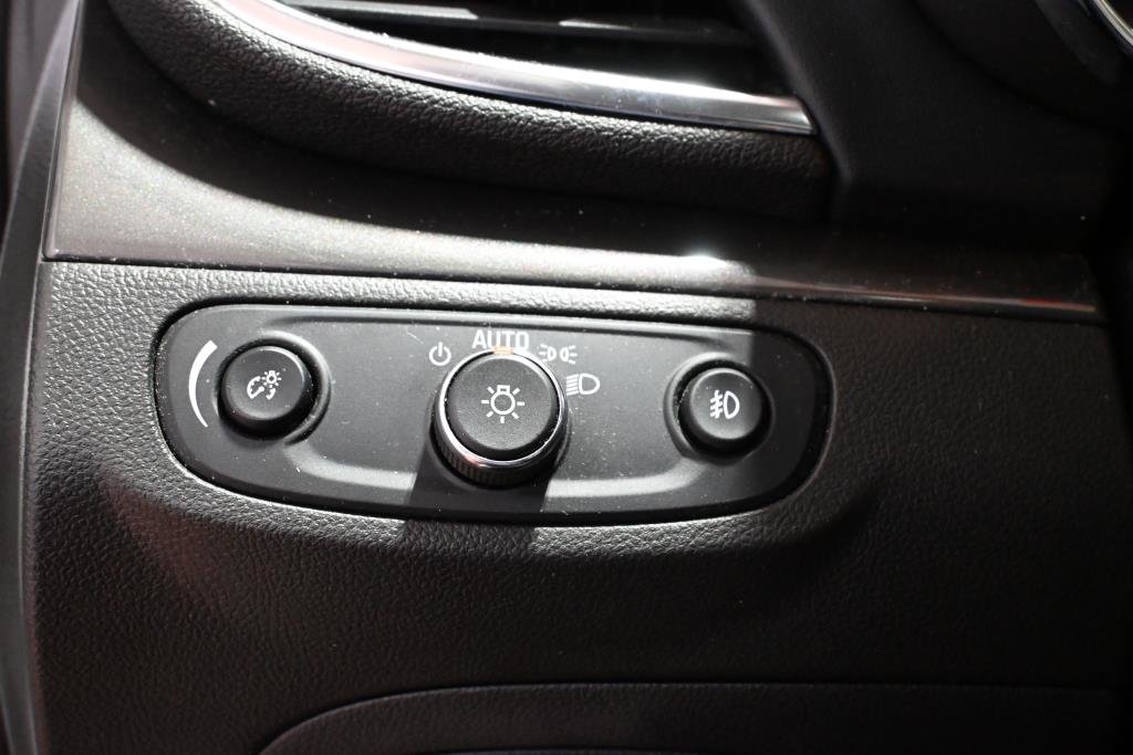 2017 Buick Encore in Montreal, Quebec - 12 - w1024h768px