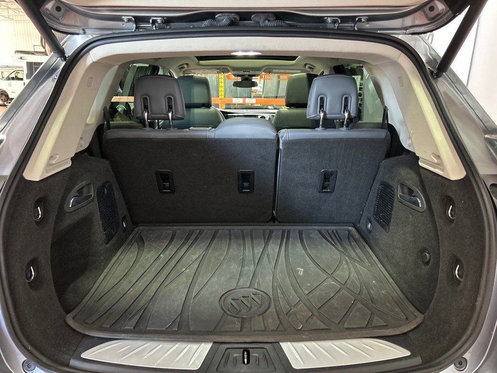 2019 Buick ENVISION in Montreal, Quebec - 17 - w1024h768px