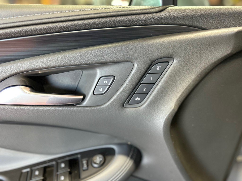 2019 Buick ENVISION in Montreal, Quebec - 9 - w1024h768px