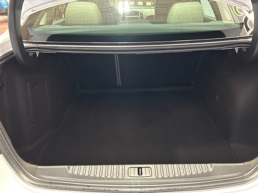 2012 Buick VERANO in Montreal, Quebec - 13 - w1024h768px