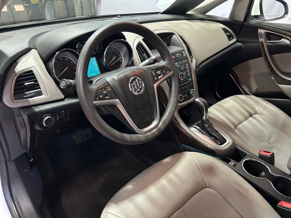 2012 Buick VERANO in Montreal, Quebec - 7 - w1024h768px