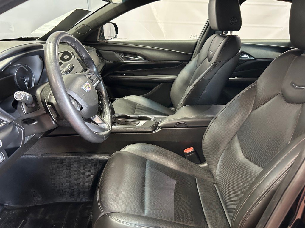 Cadillac CT4  2022 à Montréal, Québec - 10 - w1024h768px
