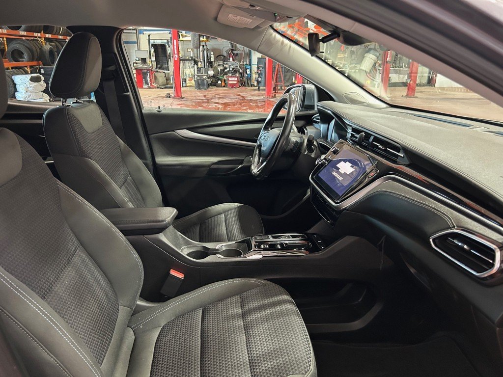 2022 Chevrolet BOLT EUV in Montreal, Quebec - 15 - w1024h768px