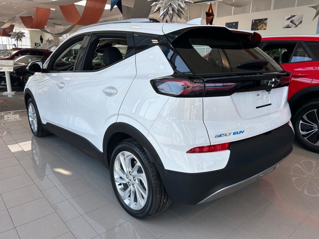 Chevrolet BOLT EUV  2023 à Montréal, Québec - 6 - w1024h768px