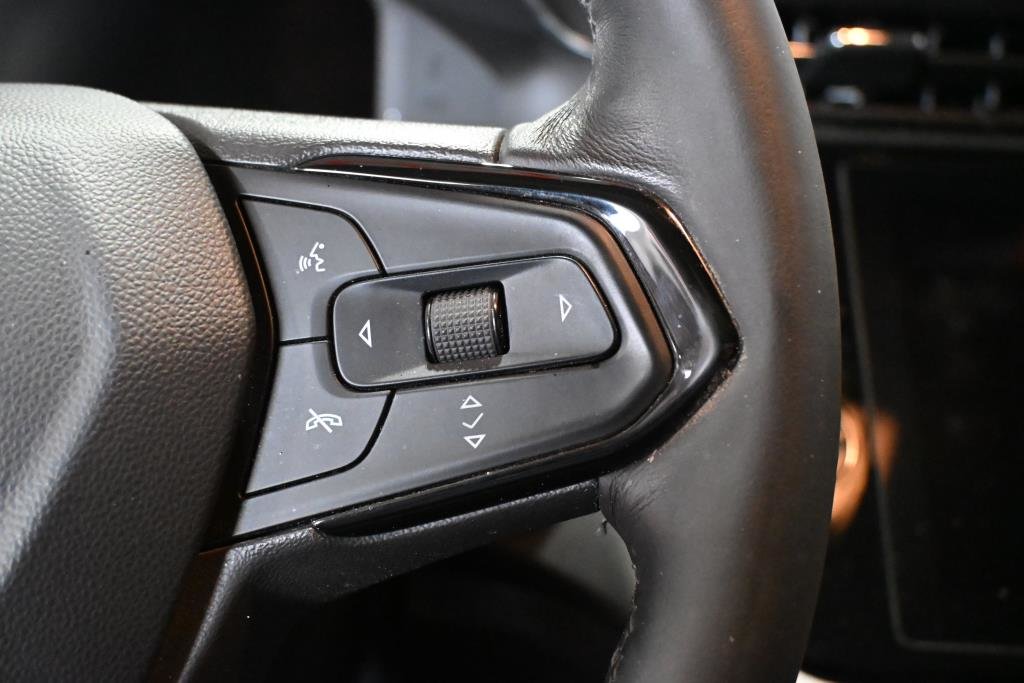 Chevrolet BOLT EUV  2023 à Montréal, Québec - 9 - w1024h768px