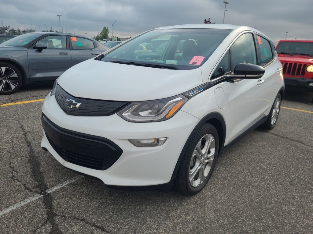 2020 Chevrolet Bolt EV in Montreal, Quebec - 1 - w1024h768px