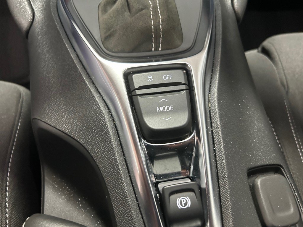 Chevrolet CAMARO  2023 à Montréal, Québec - 12 - w1024h768px