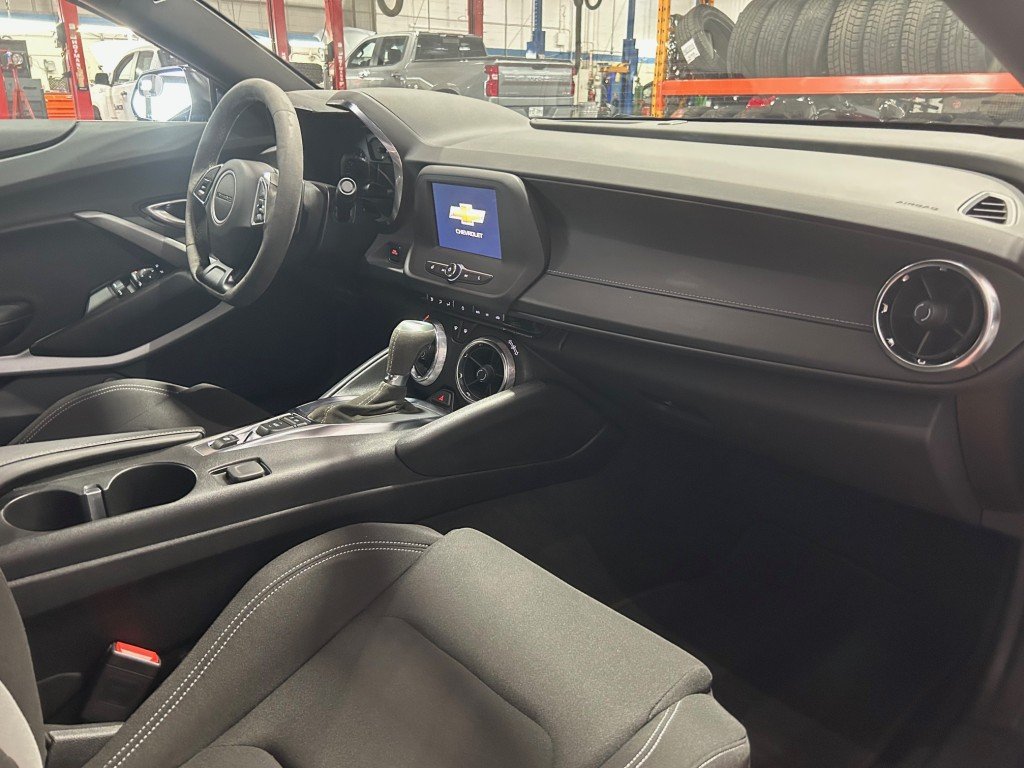Chevrolet CAMARO  2023 à Montréal, Québec - 13 - w1024h768px