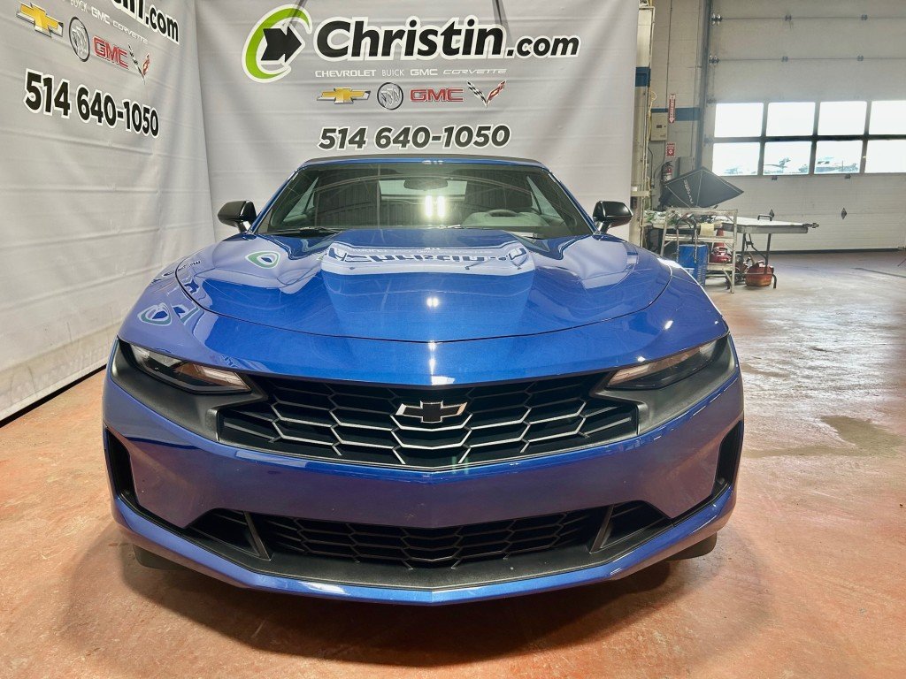 Chevrolet CAMARO  2023 à Montréal, Québec - 2 - w1024h768px