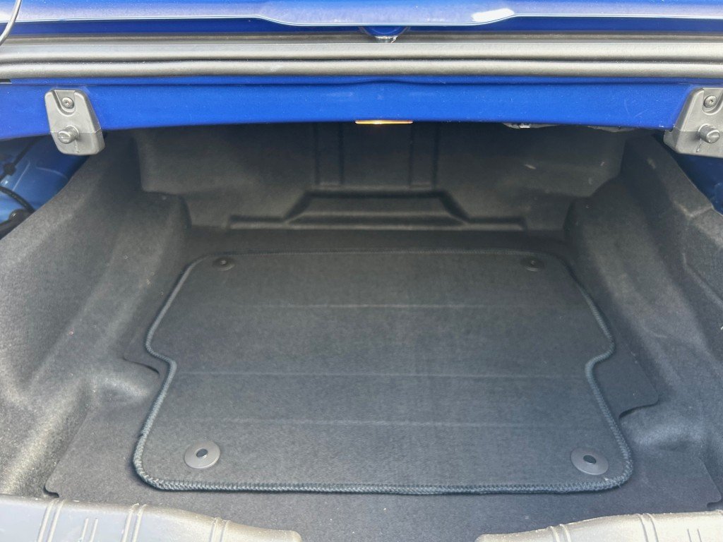 Chevrolet CAMARO  2023 à Montréal, Québec - 15 - w1024h768px