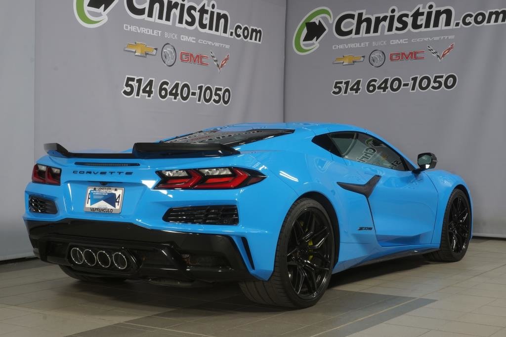 Chevrolet Corvette  2023 à Montréal, Québec - 32 - w1024h768px