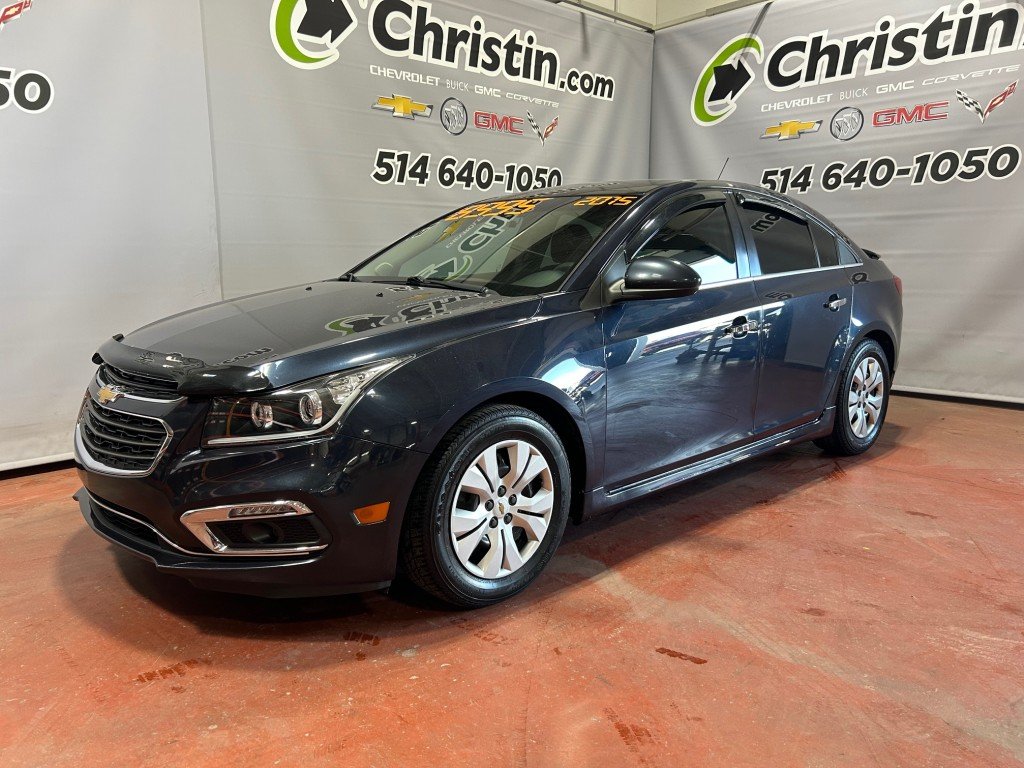 2015 Chevrolet Cruze in Montreal, Quebec - 1 - w1024h768px