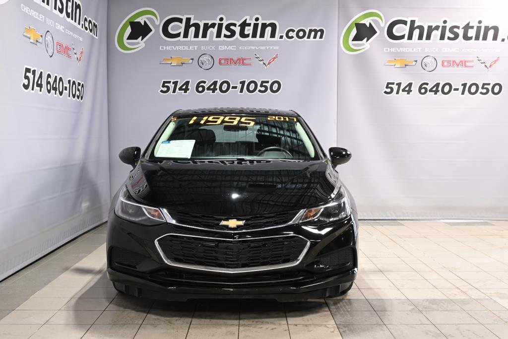 2017 Chevrolet Cruze in Montreal, Quebec - 2 - w1024h768px