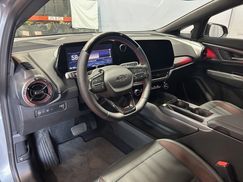 2024 Chevrolet Equinox EV in Montreal, Quebec - 9 - w1024h768px