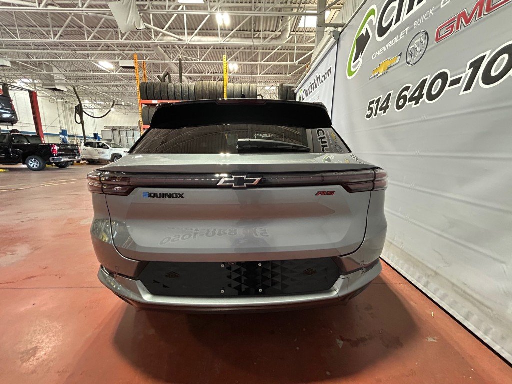 2024 Chevrolet Equinox EV in Montreal, Quebec - 5 - w1024h768px