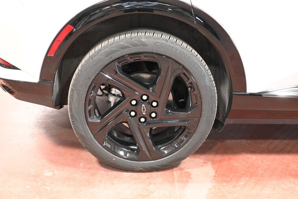 2025 Chevrolet EQUINOX RS EV in Montreal, Quebec - 5 - w1024h768px