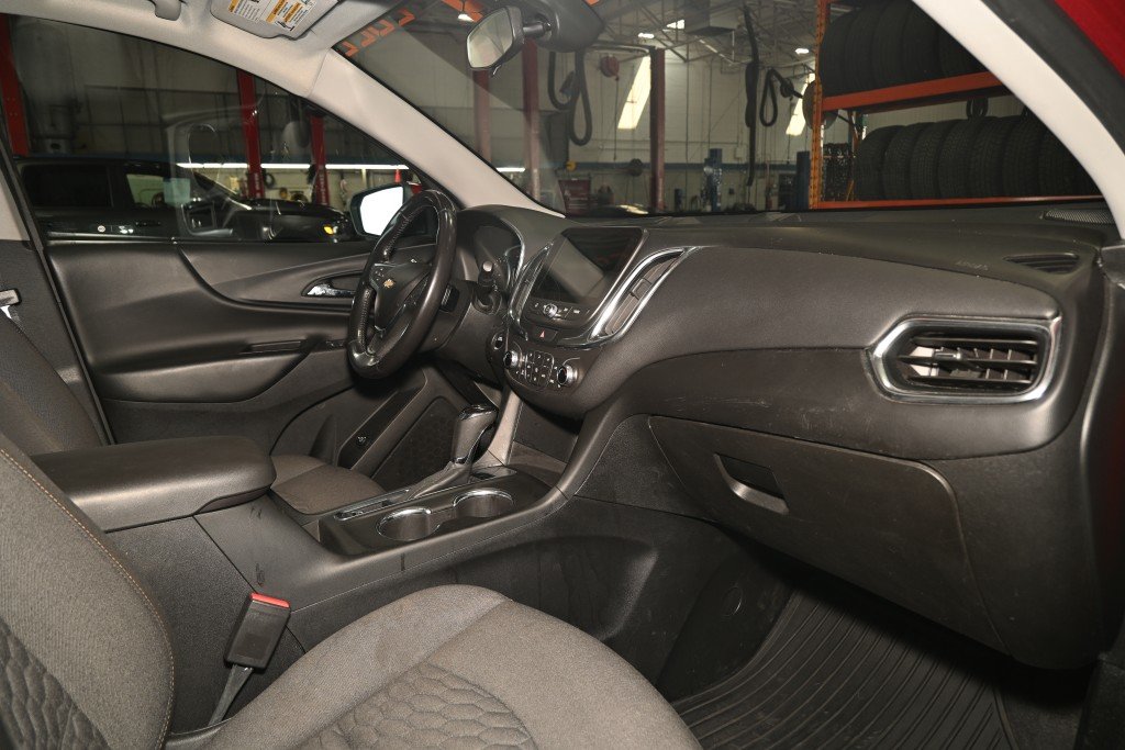 2020 Chevrolet Equinox in Montreal, Quebec - 15 - w1024h768px