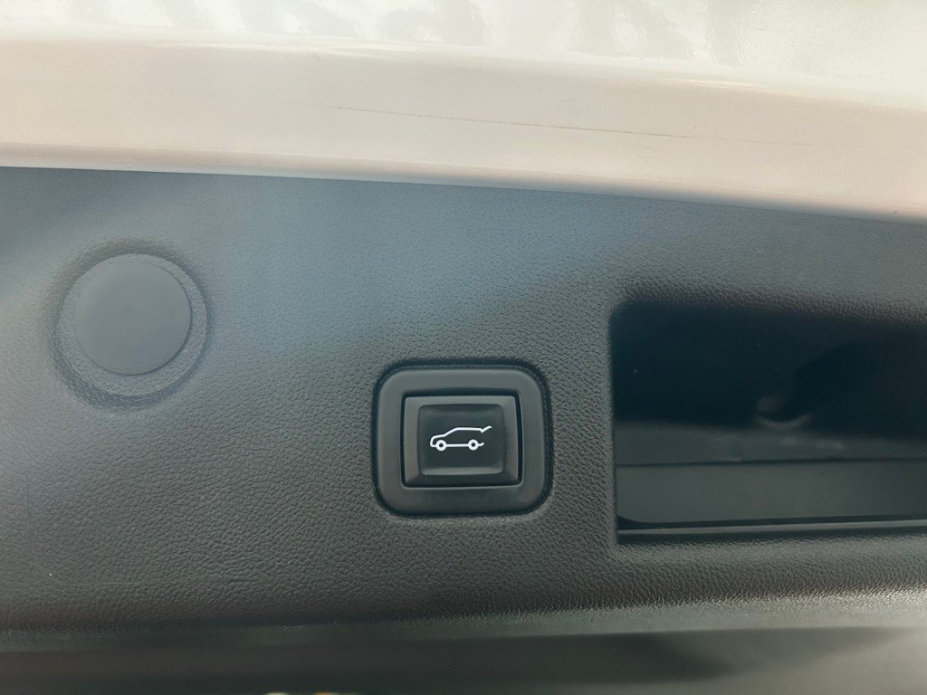 2021 Chevrolet Equinox in Montreal, Quebec - 8 - w1024h768px