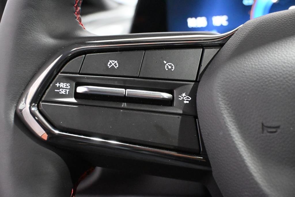 2025 Chevrolet Equinox in Montreal, Quebec - 11 - w1024h768px