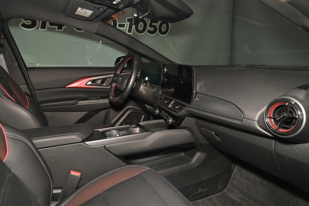 2025 Chevrolet Equinox in Montreal, Quebec - 8 - w1024h768px