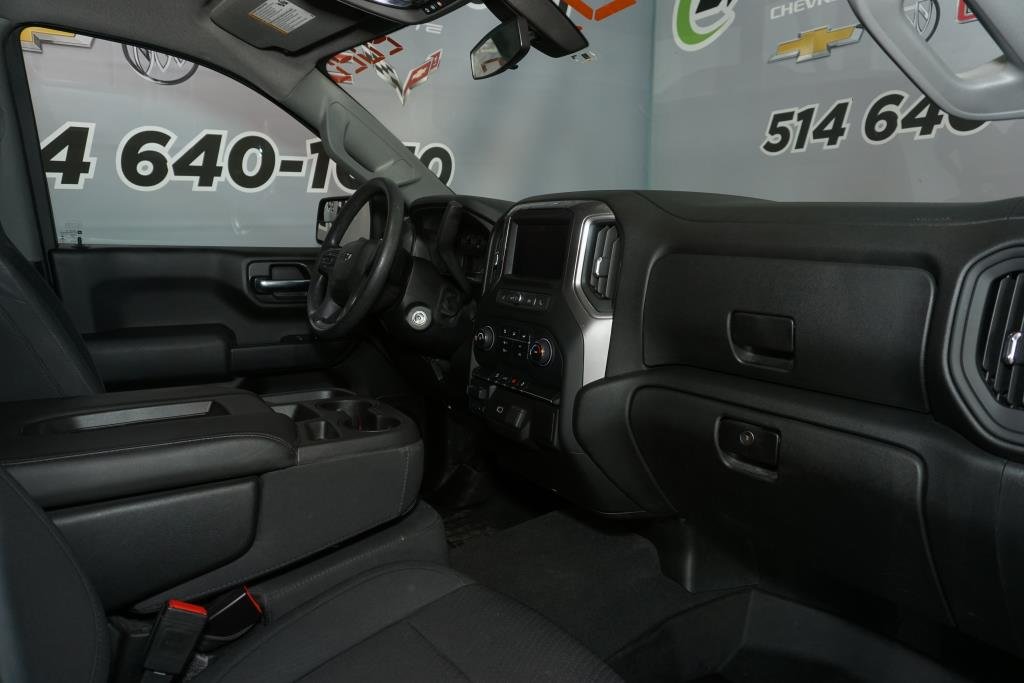 Chevrolet Silverado 1500  2020 à Montréal, Québec - 11 - w1024h768px