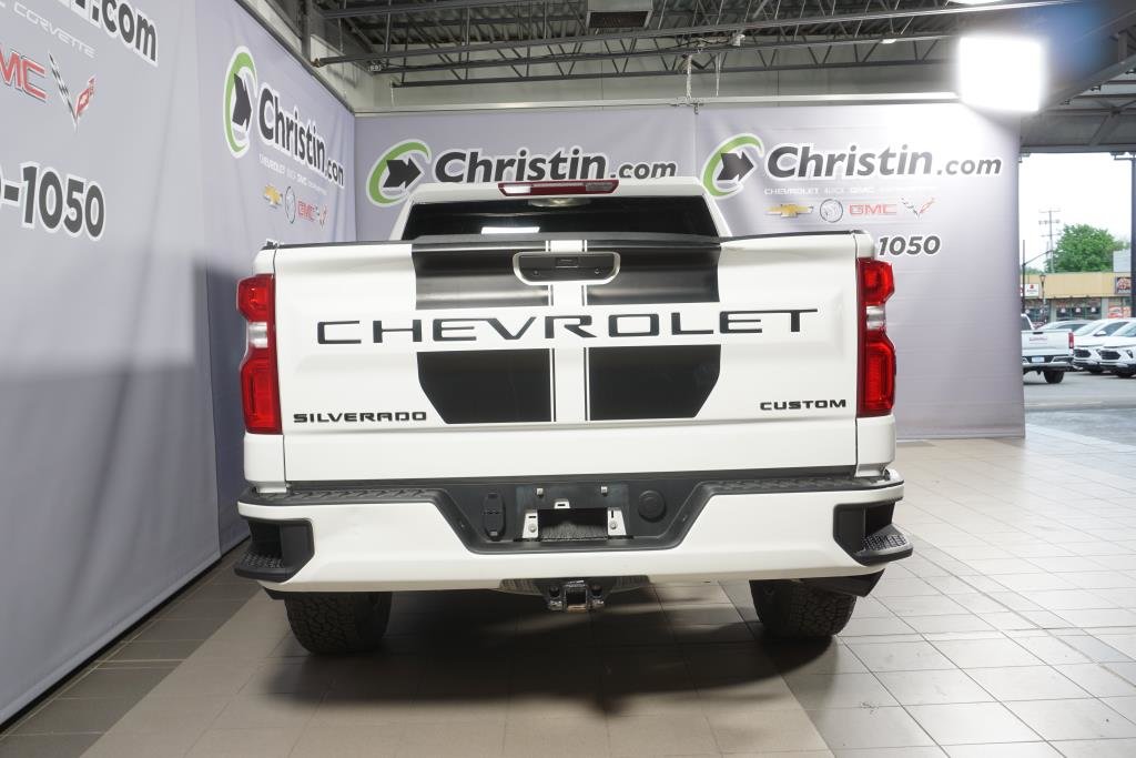 Chevrolet Silverado 1500  2022 à Montréal, Québec - 5 - w1024h768px