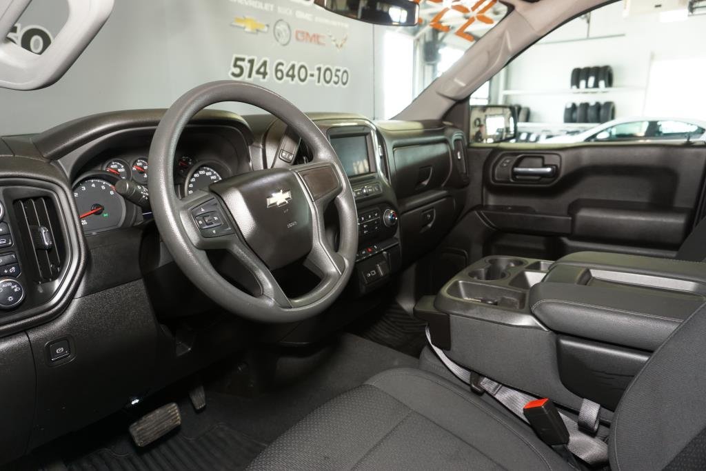2022 Chevrolet Silverado 1500 in Montreal, Quebec - 4 - w1024h768px