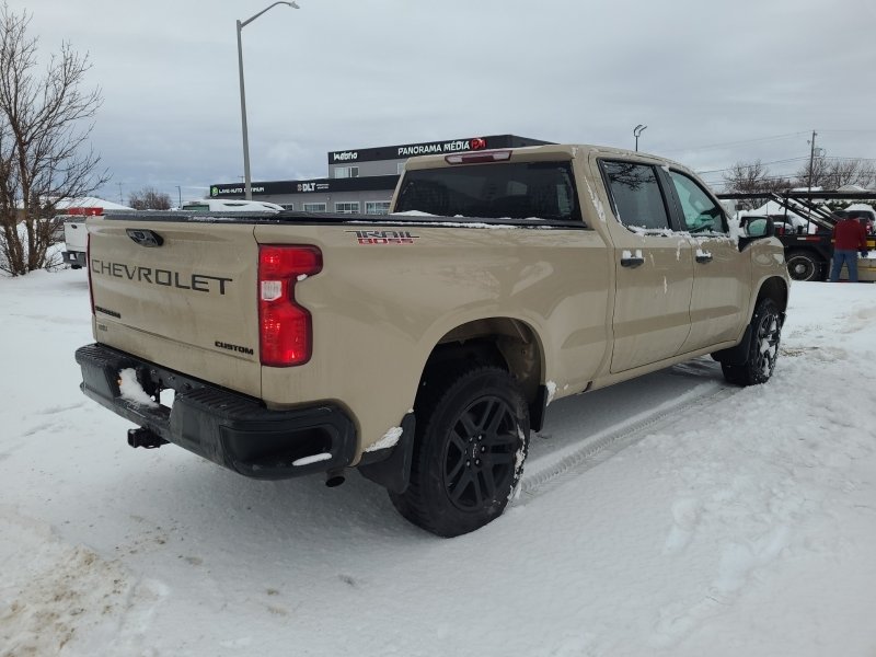 Chevrolet Silverado 1500  2022 à Montréal, Québec - 4 - w1024h768px