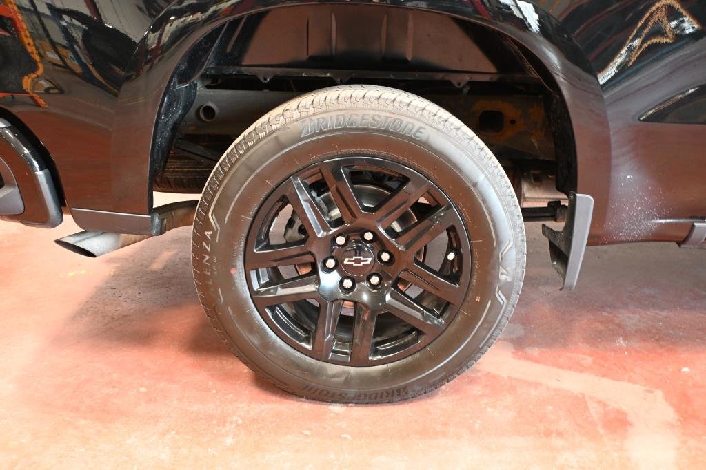 Chevrolet Silverado 1500  2022 à Montréal, Québec - 5 - w1024h768px