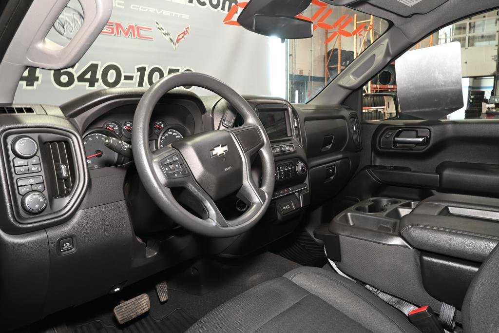 Chevrolet Silverado 1500  2022 à Montréal, Québec - 12 - w1024h768px