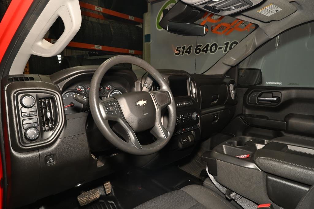 2022 Chevrolet Silverado 1500 in Montreal, Quebec - 5 - w1024h768px