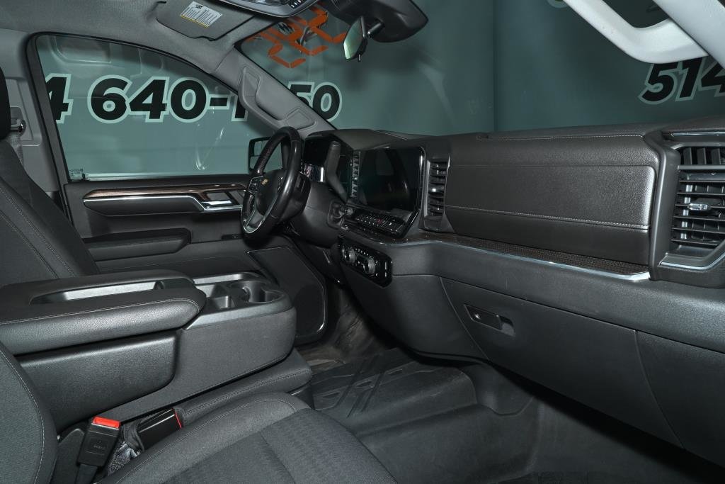 2022 Chevrolet Silverado 1500 in Montreal, Quebec - 6 - w1024h768px