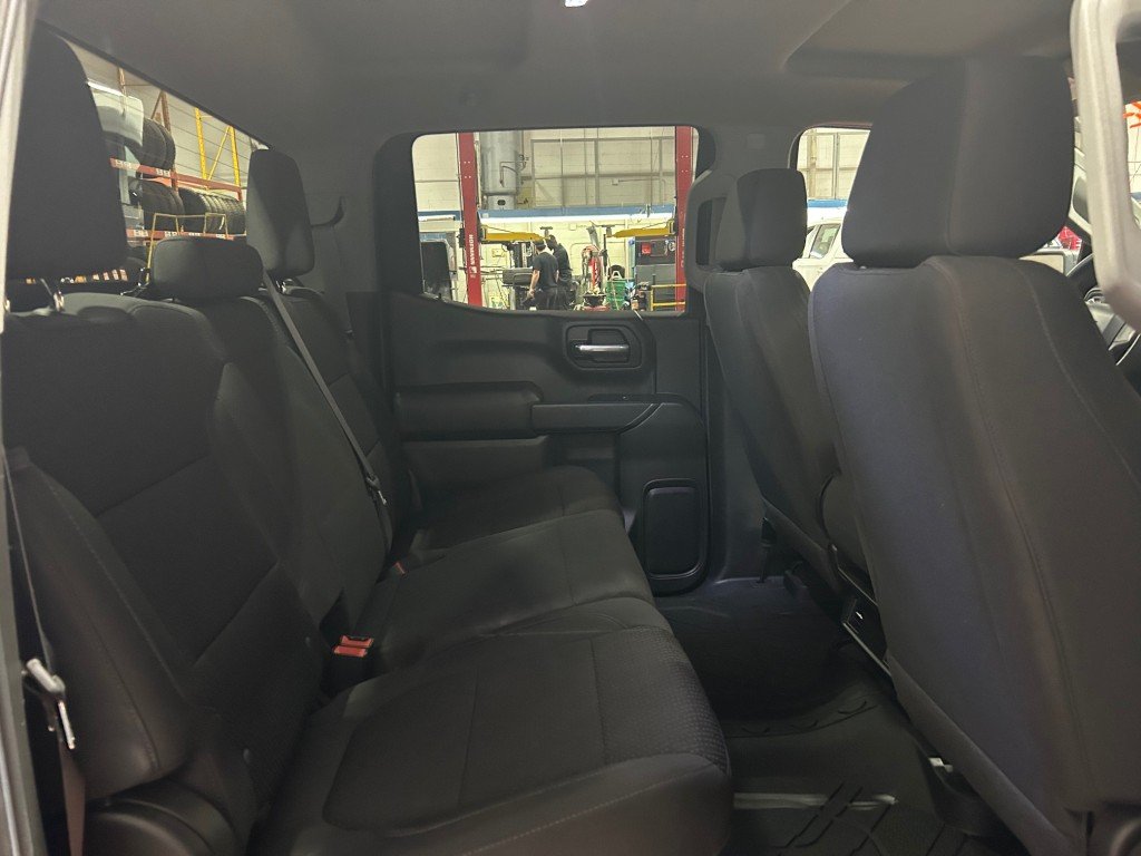 2022 Chevrolet Silverado 1500 in Montreal, Quebec - 14 - w1024h768px