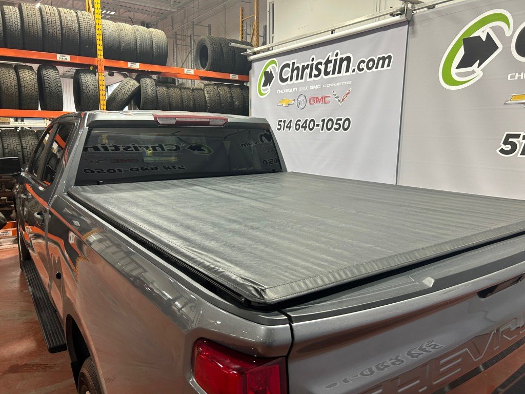 2022 Chevrolet Silverado 1500 in Montreal, Quebec - 17 - w1024h768px