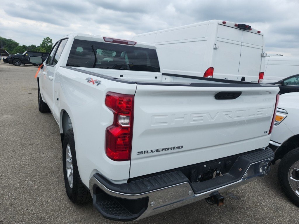 Chevrolet Silverado 1500  2023 à Montréal, Québec - 2 - w1024h768px