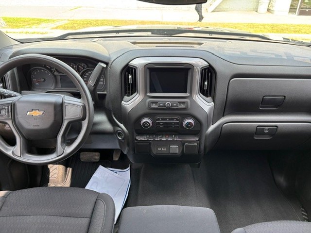 2023 Chevrolet Silverado 1500 in Montreal, Quebec - 12 - w1024h768px