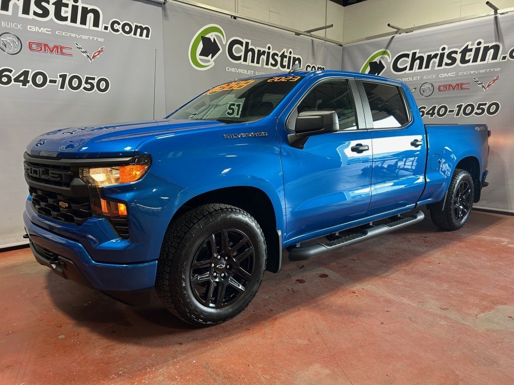2023 Chevrolet Silverado 1500 in Montreal, Quebec - 1 - w1024h768px