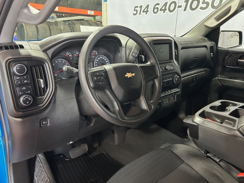 2023 Chevrolet Silverado 1500 in Montreal, Quebec - 5 - w1024h768px