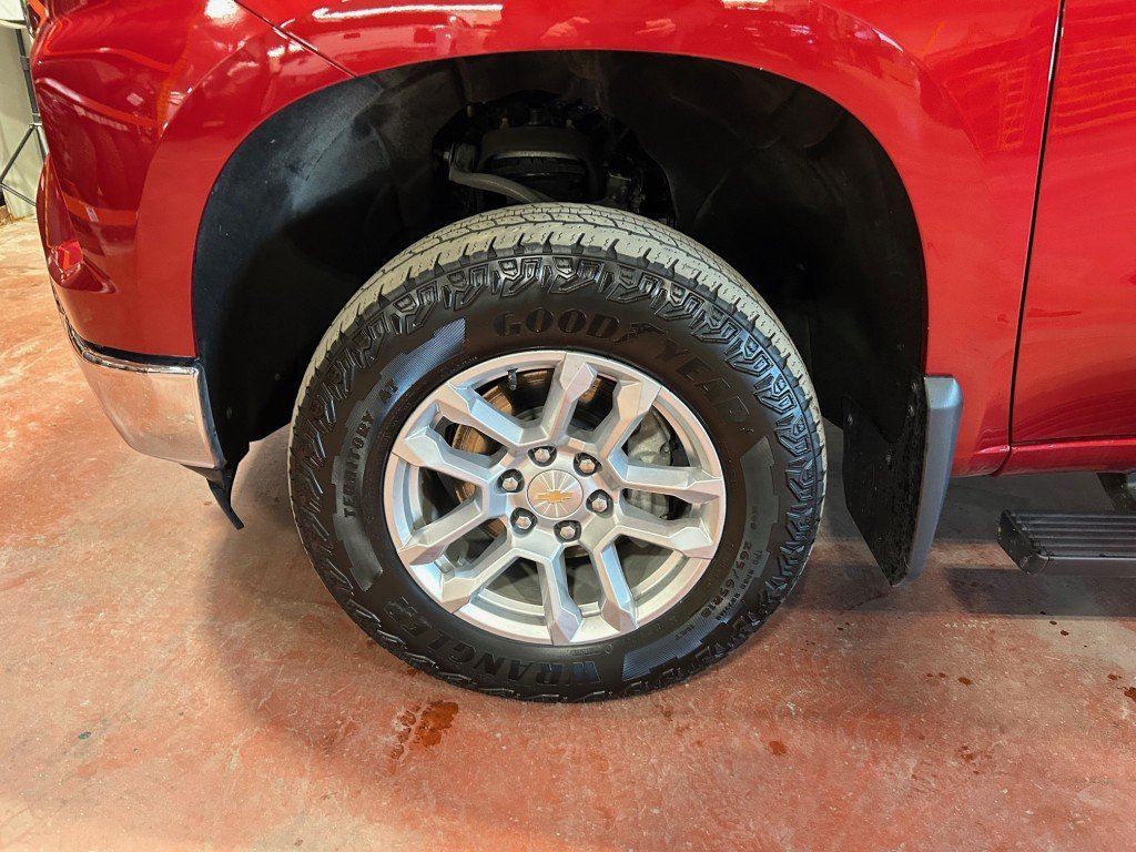 2023 Chevrolet Silverado 1500 in Montreal, Quebec - 3 - w1024h768px