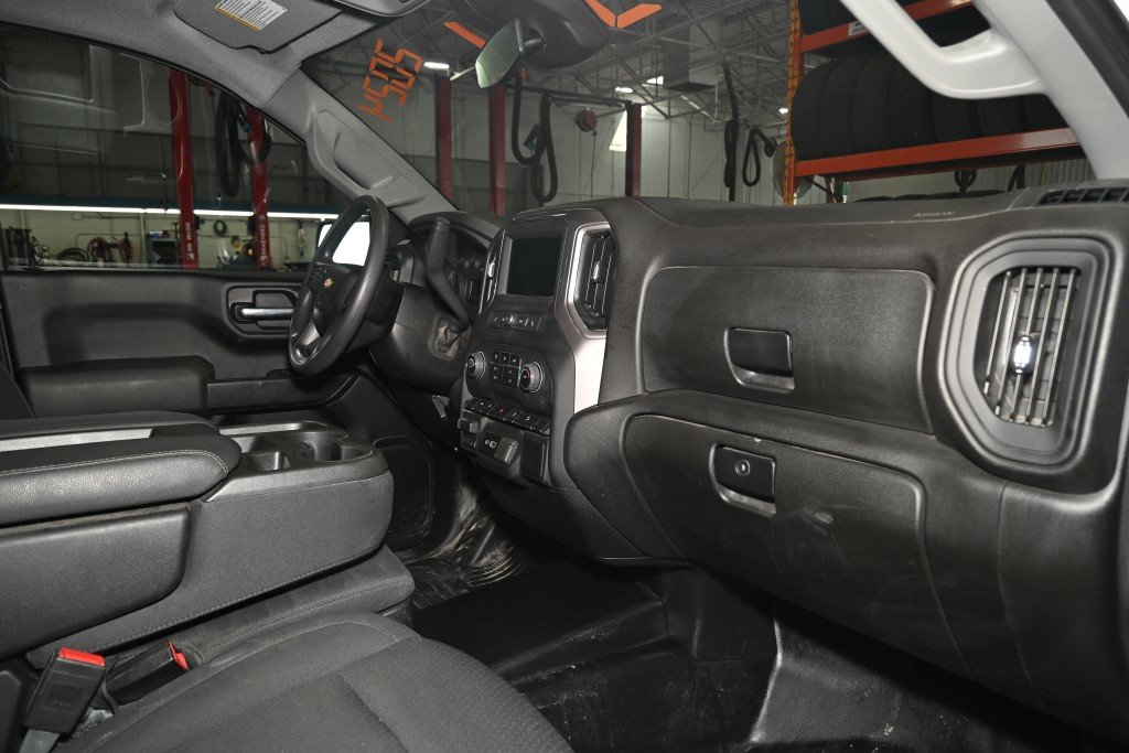 Chevrolet Silverado 1500  2024 à Montréal, Québec - 7 - w1024h768px