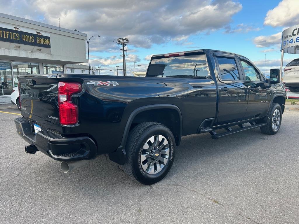 Chevrolet Silverado 2500  2022 à Montréal, Québec - 5 - w1024h768px