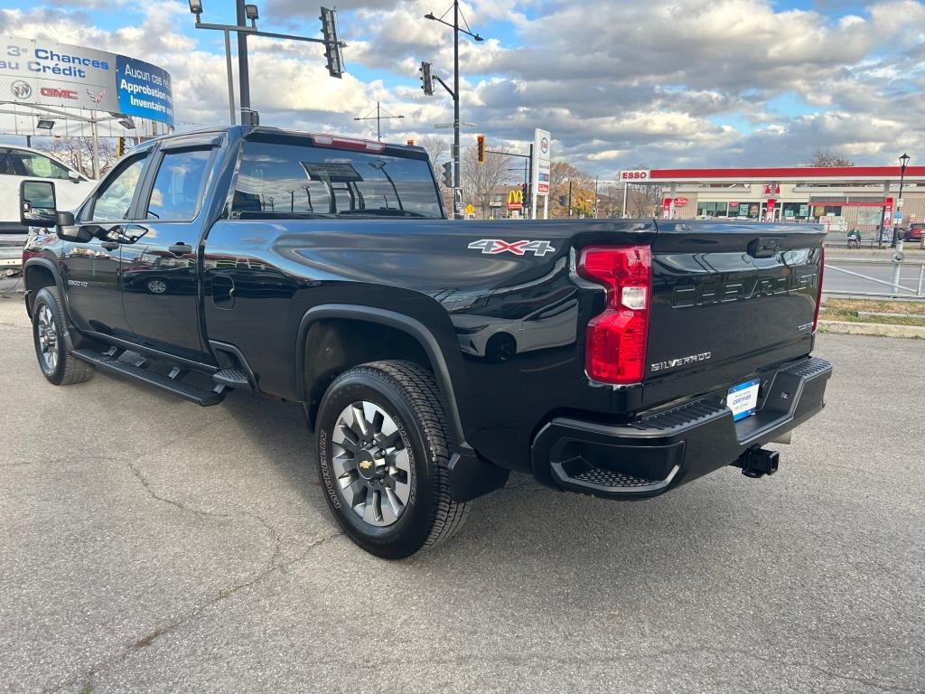 Chevrolet Silverado 2500  2022 à Montréal, Québec - 10 - w1024h768px