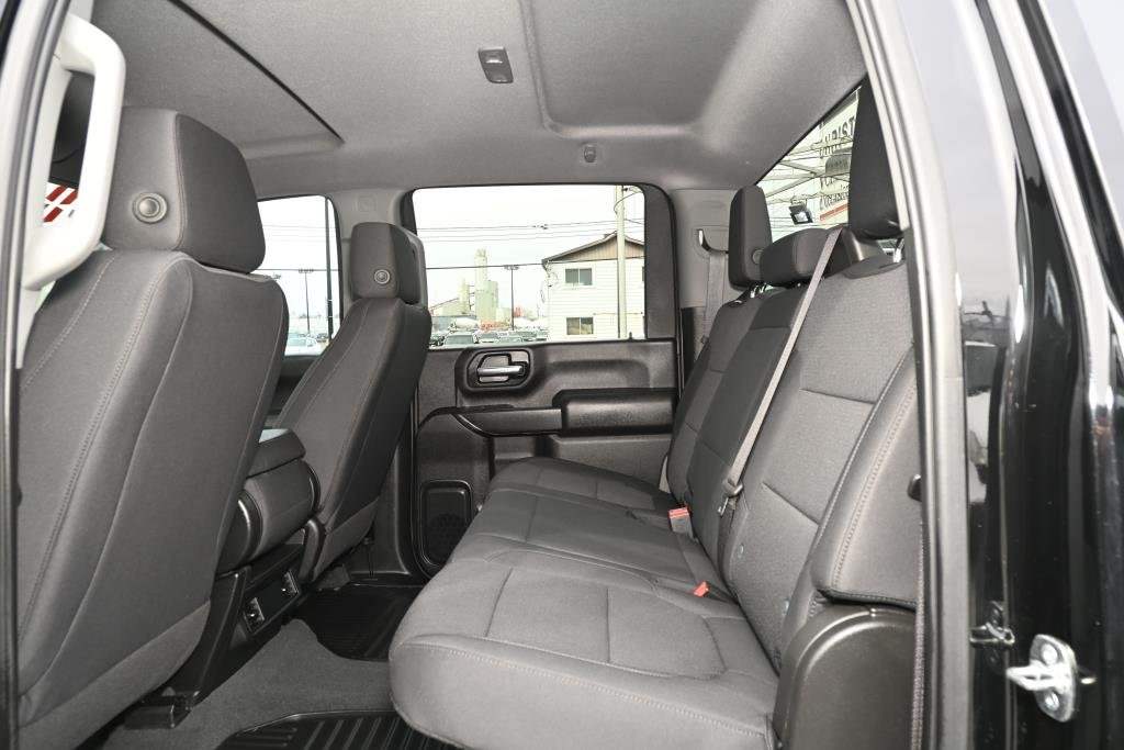 2023 Chevrolet Silverado 2500 in Montreal, Quebec - 10 - w1024h768px