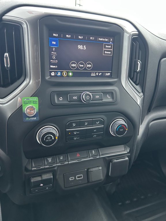 Chevrolet Silverado 3500  2024 à Montréal, Québec - 10 - w1024h768px