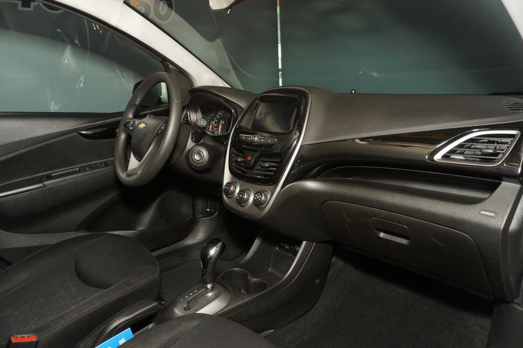2020 Chevrolet Spark in Montreal, Quebec - 14 - w1024h768px