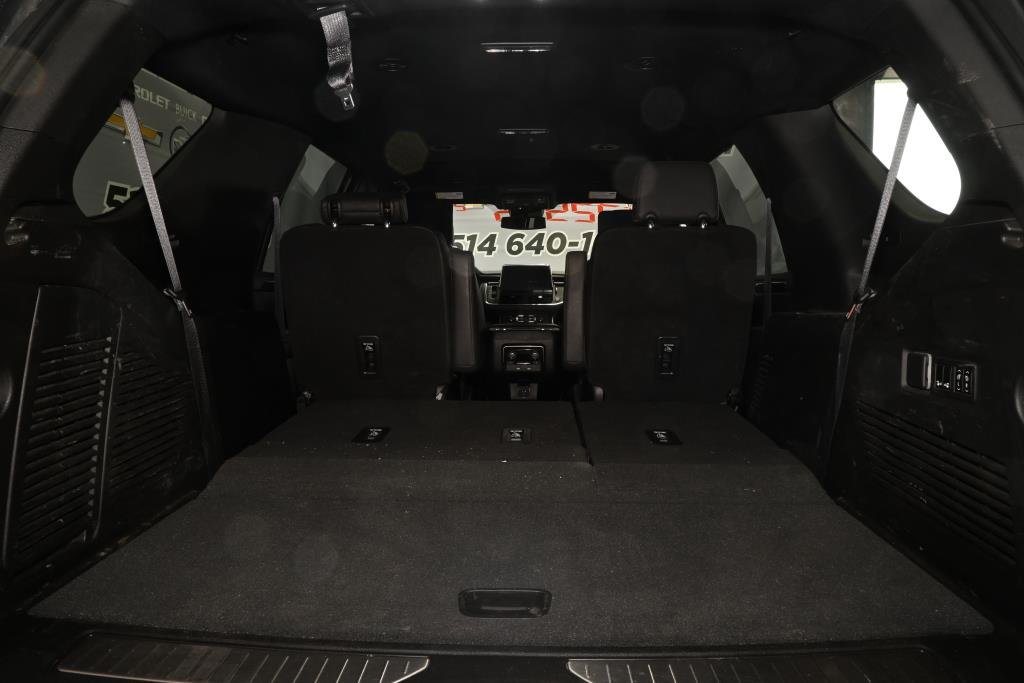 Chevrolet Tahoe  2023 à Montréal, Québec - 9 - w1024h768px