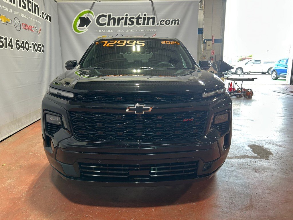 2025 Chevrolet Traverse in Montreal, Quebec - 2 - w1024h768px