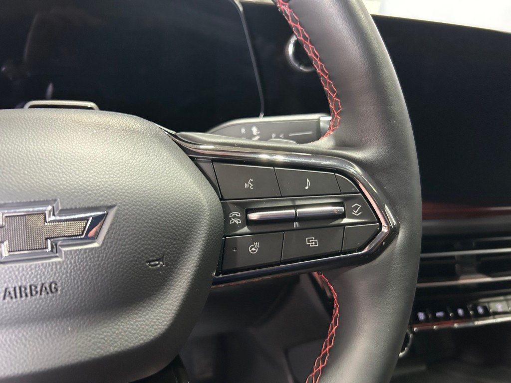 2025 Chevrolet Traverse in Montreal, Quebec - 10 - w1024h768px